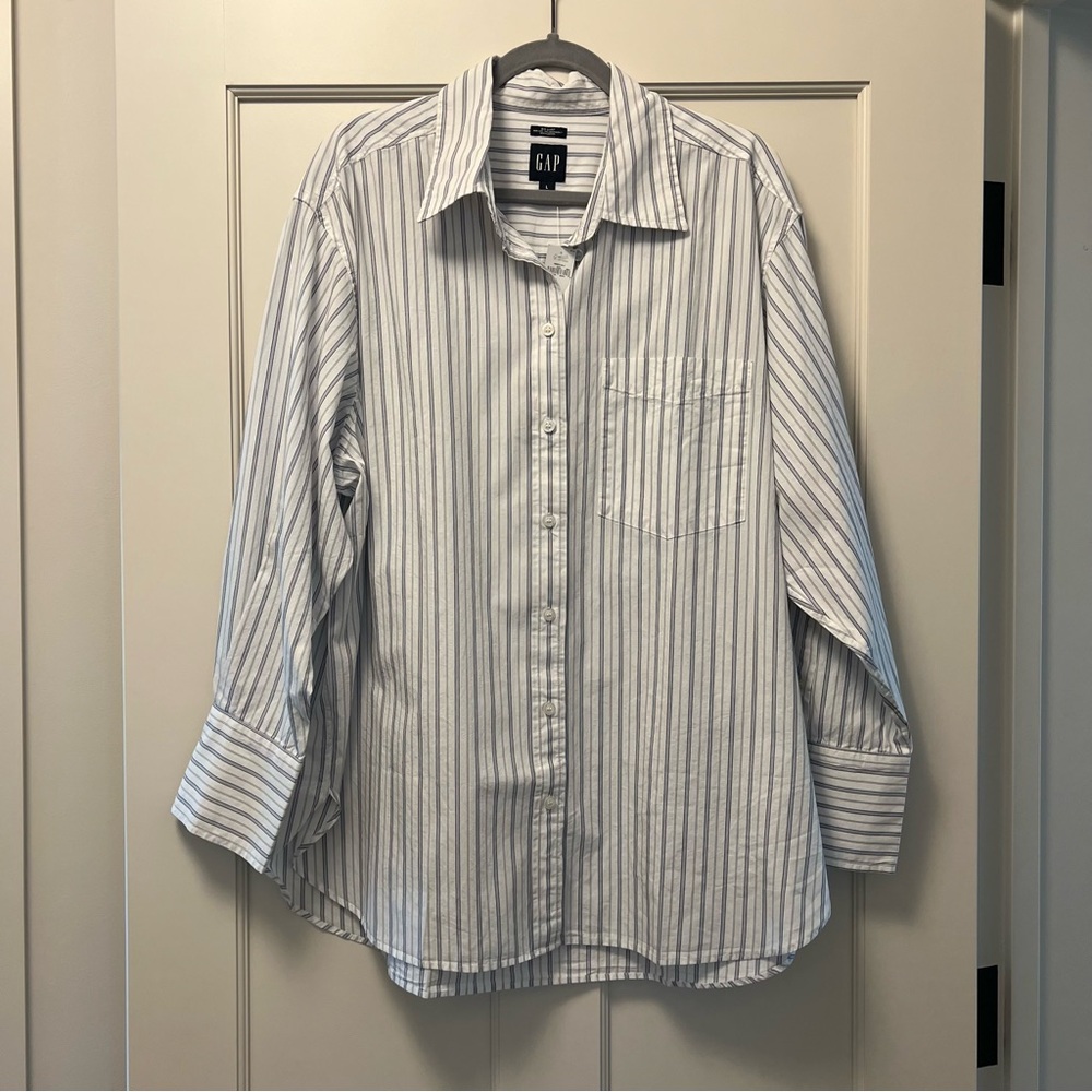 NWT Gap - Organic Cotton Poplin Big Shirt